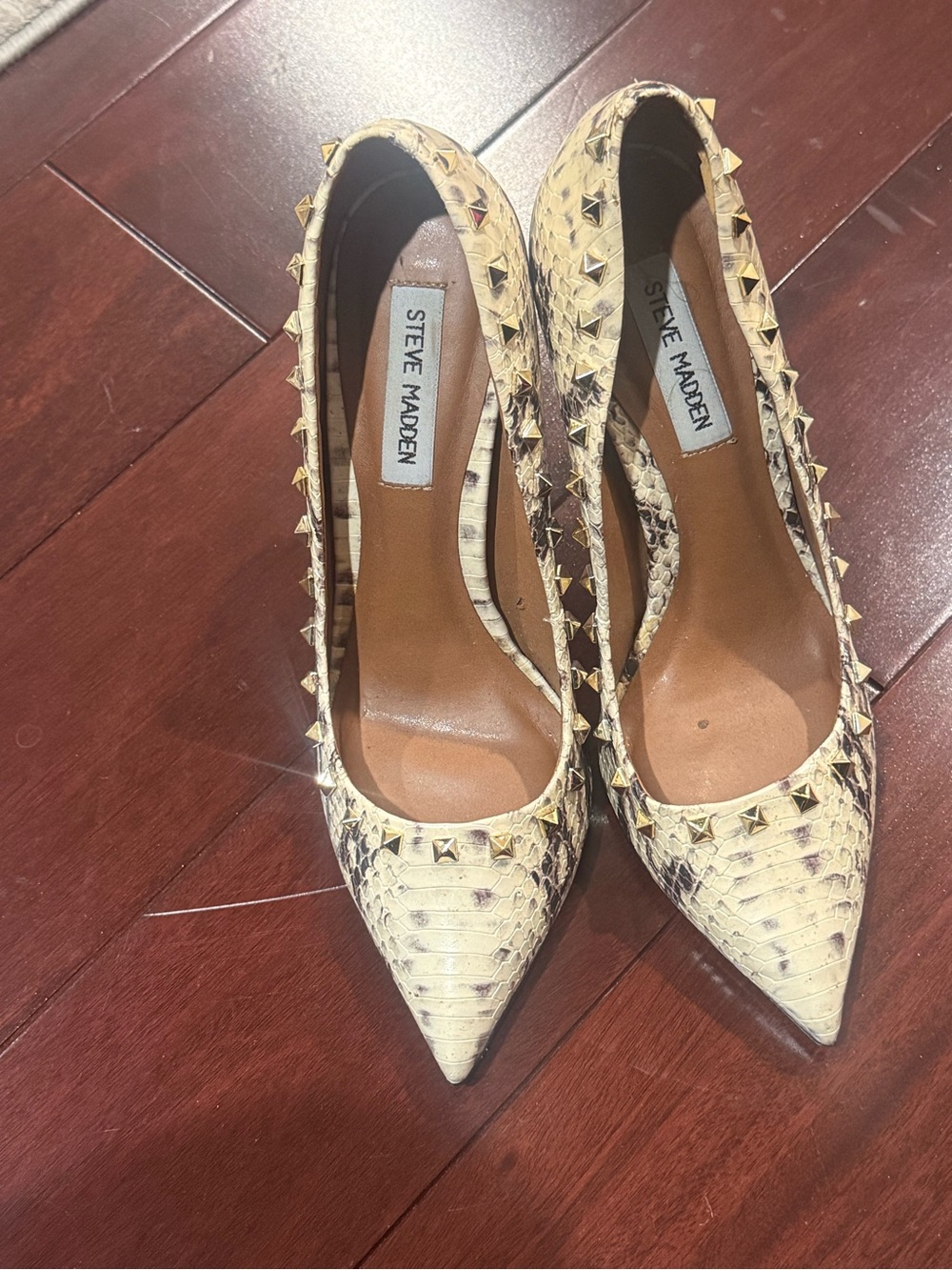 Steve Madden Cream Snake-Print Studded Pointed-Toe Pumps